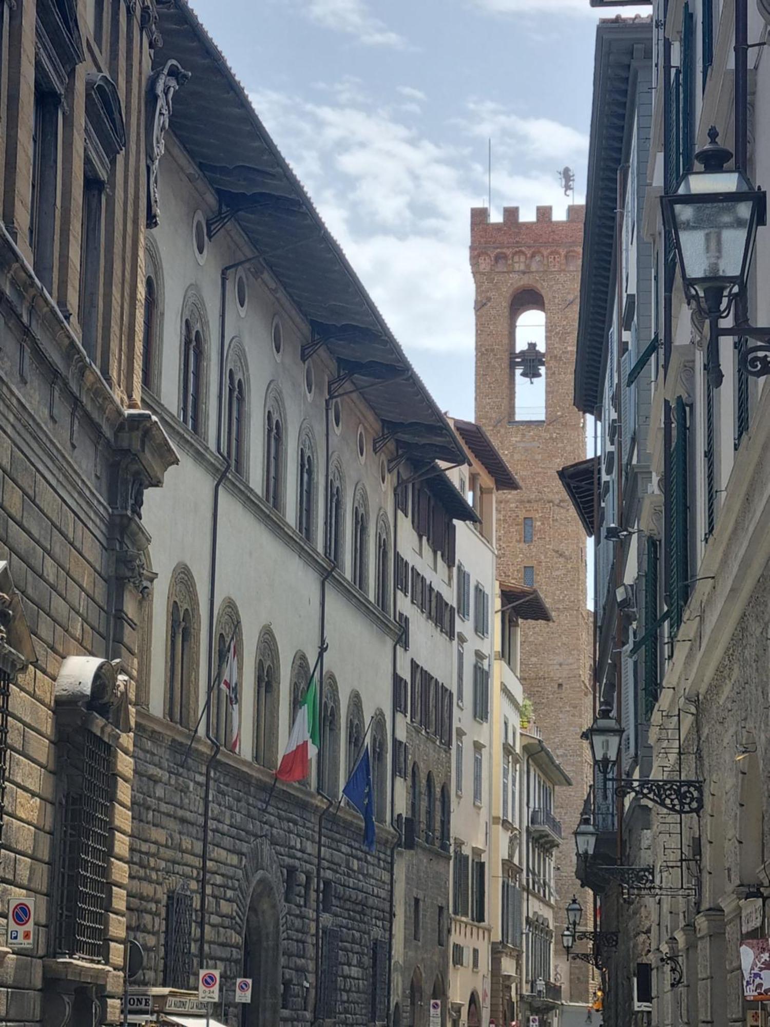 La Sede Dell'Arte Monolocale Studio E Camere In Torre Medievale Vicino A Duomo E Piazza Signoria Florence Exterior photo