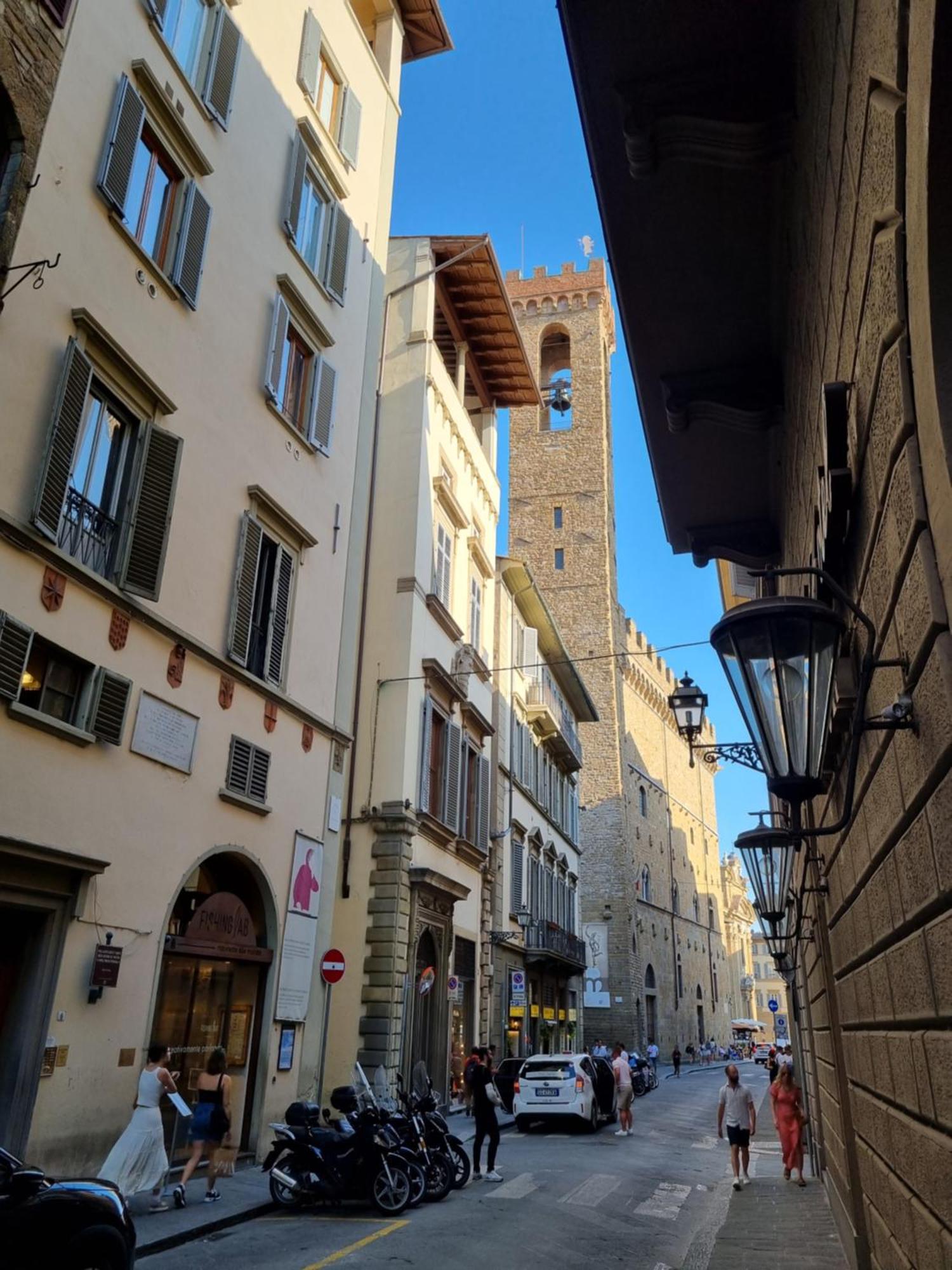 La Sede Dell'Arte Monolocale Studio E Camere In Torre Medievale Vicino A Duomo E Piazza Signoria Florence Exterior photo